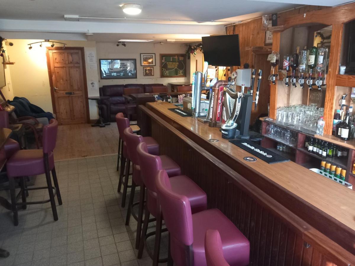 Matty'S Pub - Apartment'S Carlow Bagian luar foto